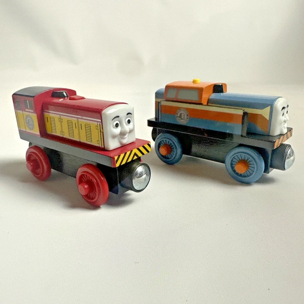 Thomas & Friends Wooden Train Lot Dart & Den Engines Lot Set of 2 Cars